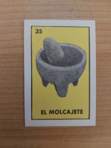 35. El molcajete. Imagen ® Novedades Montecarlo S.A.