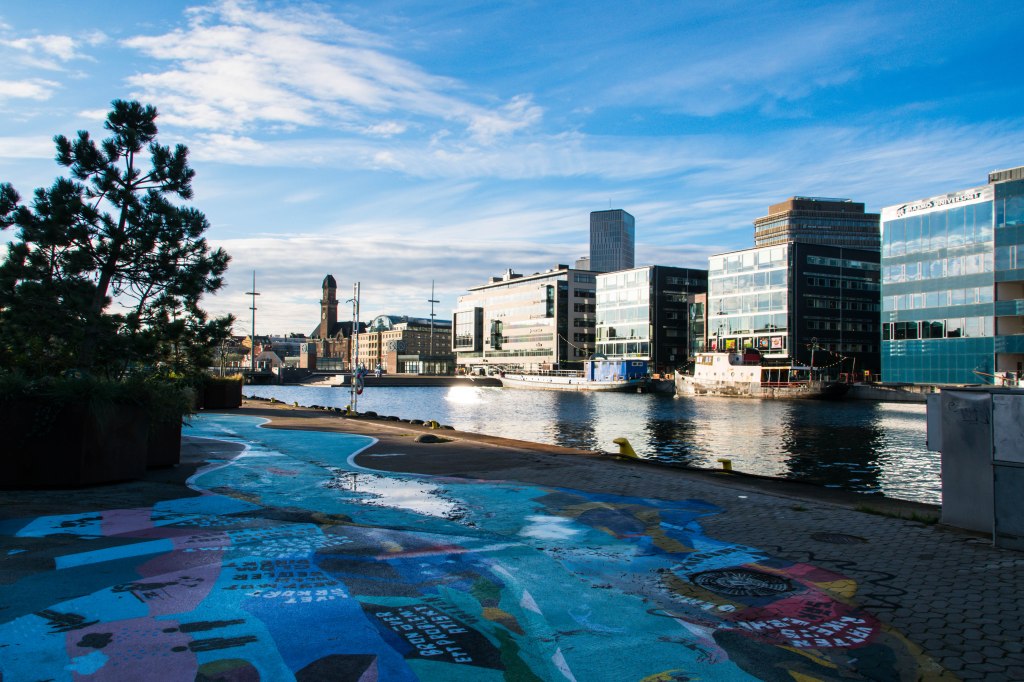 Library building of Malmö University (2023). CC-by Maria Eklind, via Wikimedia Commons. 